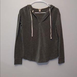 V neck olive green long sleeve w/ hood